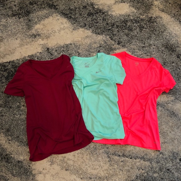 Nike Tops - Final Markdown ‼️2 Nike 1 Champion shirt bundle